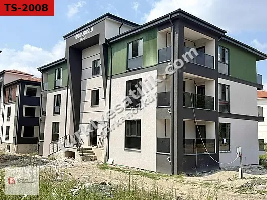 GÜRKAN GAYRİMENKUL RASİMPAŞA MH. YÜKSEK GİRİŞ SIFIR 3+1 DAİRE