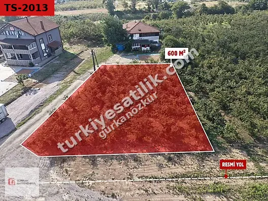 GÜRKAN GAYRİMENKUL SAKLIKENT VİLLALARI YAKINI 600 M² İMARLI ARSA