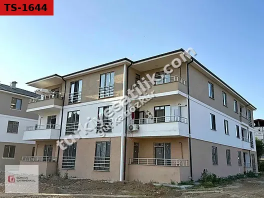 GÜRKAN GAYRİMENKUL YENİ MH. EBV.BANYOLU GİYİNME ODALI 3+1 DAİRE